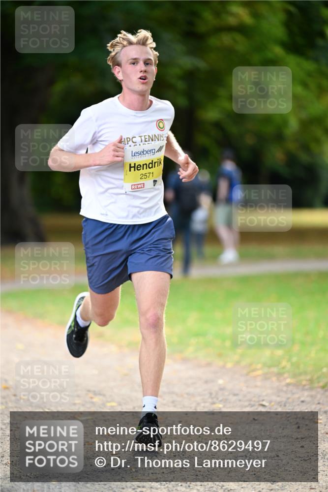 31.08.2025 - 21. Blankeneser Heldenlauf Dr. Thomas Lammeyer http://msf.ph/oto/8629497 31.08.2025 10:06:02 Laufen 2571 meine-sportfotos.de