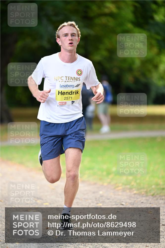 31.08.2025 - 21. Blankeneser Heldenlauf Dr. Thomas Lammeyer http://msf.ph/oto/8629498 31.08.2025 10:06:02 Laufen 2571 meine-sportfotos.de