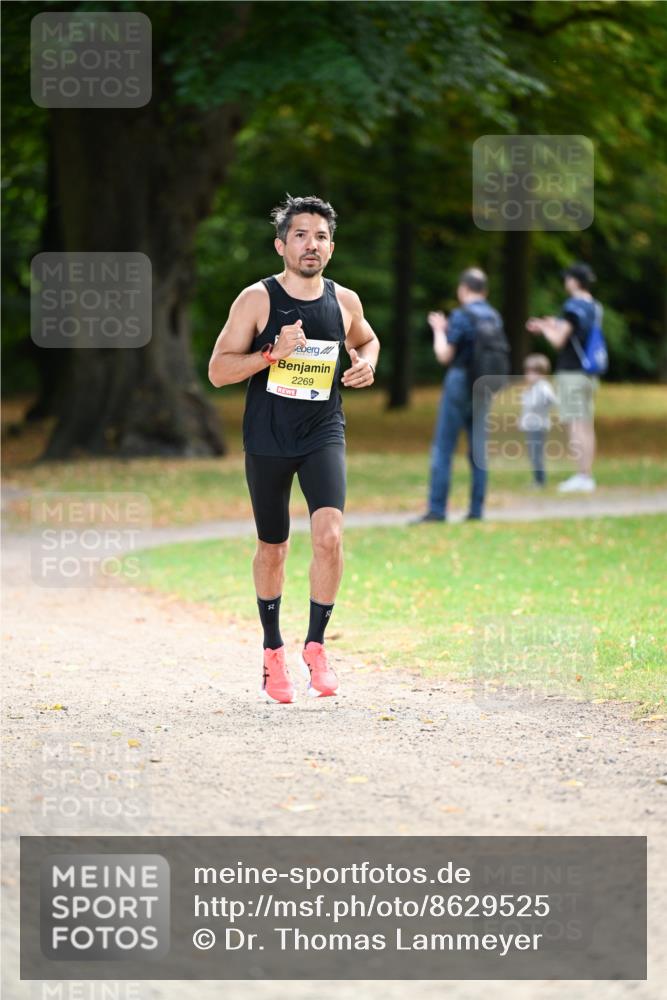31.08.2025 - 21. Blankeneser Heldenlauf Dr. Thomas Lammeyer http://msf.ph/oto/8629525 31.08.2025 10:06:37 Laufen 2269 meine-sportfotos.de