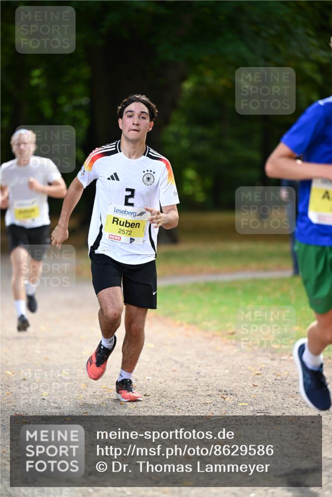 31.08.2025 - 21. Blankeneser Heldenlauf Dr. Thomas Lammeyer http://msf.ph/oto/8629586 31.08.2025 10:07:07 Laufen 2, 2572 meine-sportfotos.de