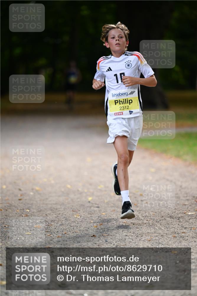 31.08.2025 - 21. Blankeneser Heldenlauf Dr. Thomas Lammeyer http://msf.ph/oto/8629710 31.08.2025 10:08:07 Laufen 1, 2312 meine-sportfotos.de