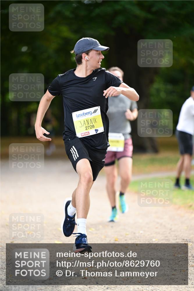 31.08.2025 - 21. Blankeneser Heldenlauf Dr. Thomas Lammeyer http://msf.ph/oto/8629760 31.08.2025 10:08:41 Laufen 2728 meine-sportfotos.de