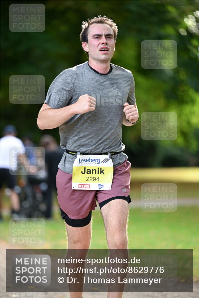 31.08.2025 - 21. Blankeneser Heldenlauf Dr. Thomas Lammeyer http://msf.ph/oto/8629776 31.08.2025 10:08:44 Laufen 2294 meine-sportfotos.de