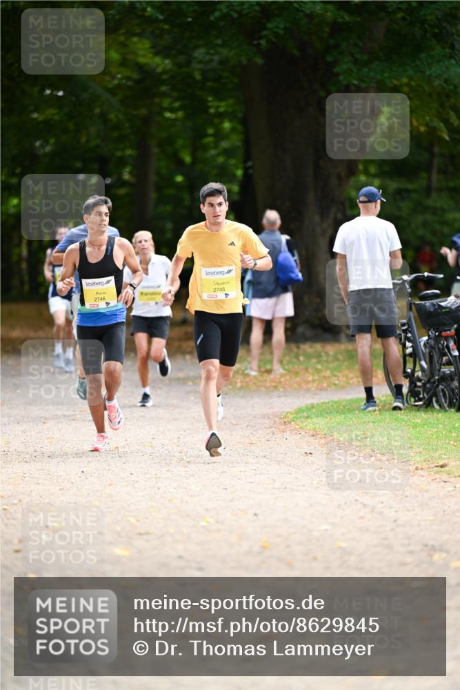 31.08.2025 - 21. Blankeneser Heldenlauf Dr. Thomas Lammeyer http://msf.ph/oto/8629845 31.08.2025 10:09:20 Laufen 2746, 2745 meine-sportfotos.de