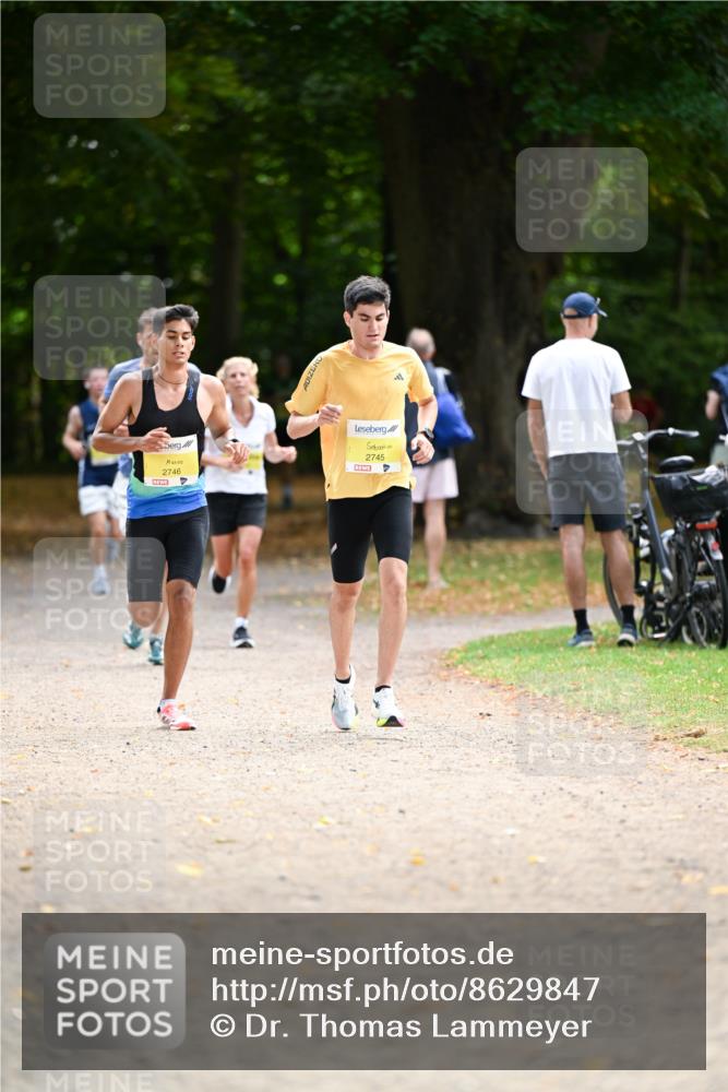 31.08.2025 - 21. Blankeneser Heldenlauf Dr. Thomas Lammeyer http://msf.ph/oto/8629847 31.08.2025 10:09:20 Laufen 2746, 2745 meine-sportfotos.de