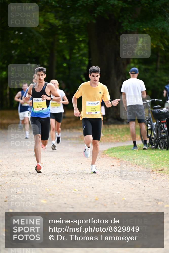 31.08.2025 - 21. Blankeneser Heldenlauf Dr. Thomas Lammeyer http://msf.ph/oto/8629849 31.08.2025 10:09:20 Laufen 2746, 2745 meine-sportfotos.de