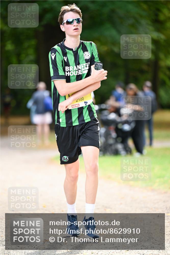 31.08.2025 - 21. Blankeneser Heldenlauf Dr. Thomas Lammeyer http://msf.ph/oto/8629910 31.08.2025 10:09:38 Laufen 96, 247, 2100, 10, 09 meine-sportfotos.de