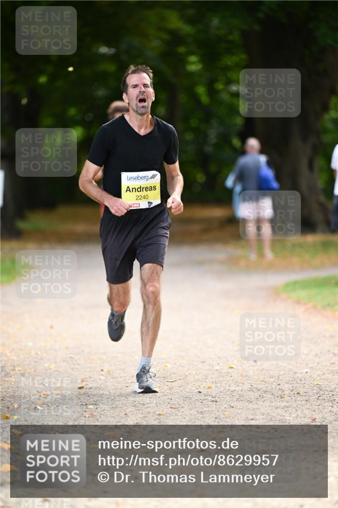 31.08.2025 - 21. Blankeneser Heldenlauf Dr. Thomas Lammeyer http://msf.ph/oto/8629957 31.08.2025 10:09:51 Laufen 2240 meine-sportfotos.de