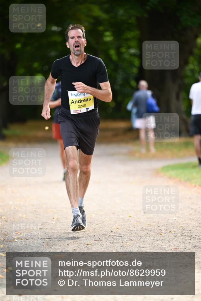 31.08.2025 - 21. Blankeneser Heldenlauf Dr. Thomas Lammeyer http://msf.ph/oto/8629959 31.08.2025 10:09:51 Laufen 2240, 4 meine-sportfotos.de