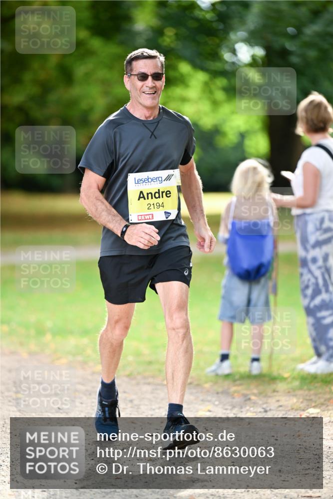 31.08.2025 - 21. Blankeneser Heldenlauf Dr. Thomas Lammeyer http://msf.ph/oto/8630063 31.08.2025 10:10:47 Laufen 2194 meine-sportfotos.de