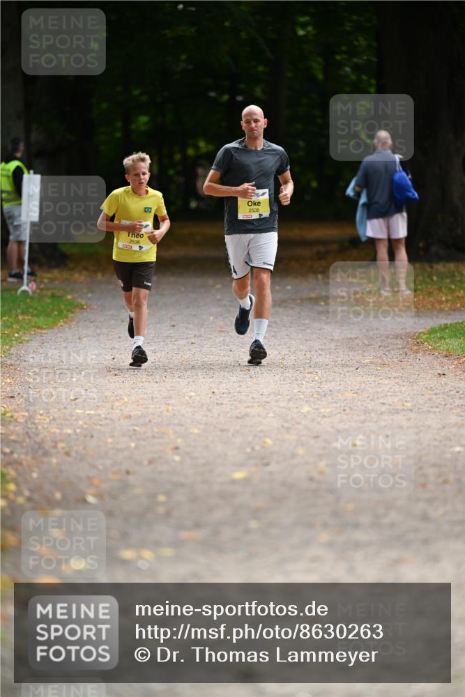 31.08.2025 - 21. Blankeneser Heldenlauf Dr. Thomas Lammeyer http://msf.ph/oto/8630263 31.08.2025 10:12:11 Laufen 2536, 2535 meine-sportfotos.de