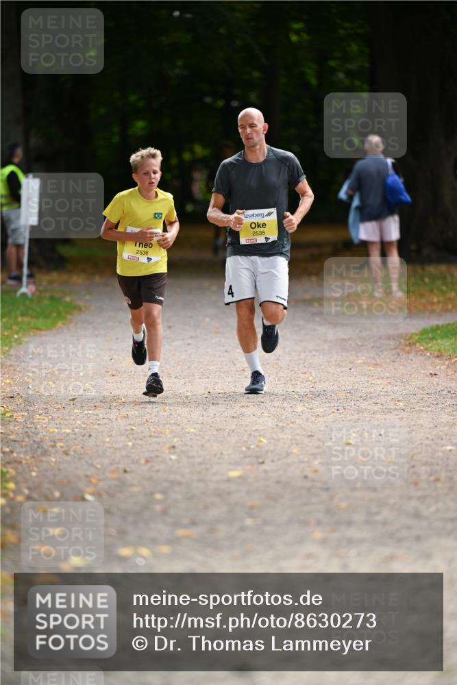 31.08.2025 - 21. Blankeneser Heldenlauf Dr. Thomas Lammeyer http://msf.ph/oto/8630273 31.08.2025 10:12:12 Laufen 2536, 2535 meine-sportfotos.de