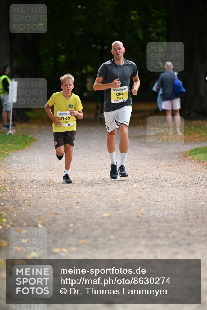 31.08.2025 - 21. Blankeneser Heldenlauf Dr. Thomas Lammeyer http://msf.ph/oto/8630274 31.08.2025 10:12:12 Laufen 2536, 2535 meine-sportfotos.de