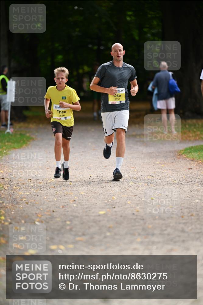 31.08.2025 - 21. Blankeneser Heldenlauf Dr. Thomas Lammeyer http://msf.ph/oto/8630275 31.08.2025 10:12:12 Laufen 2536, 2535 meine-sportfotos.de