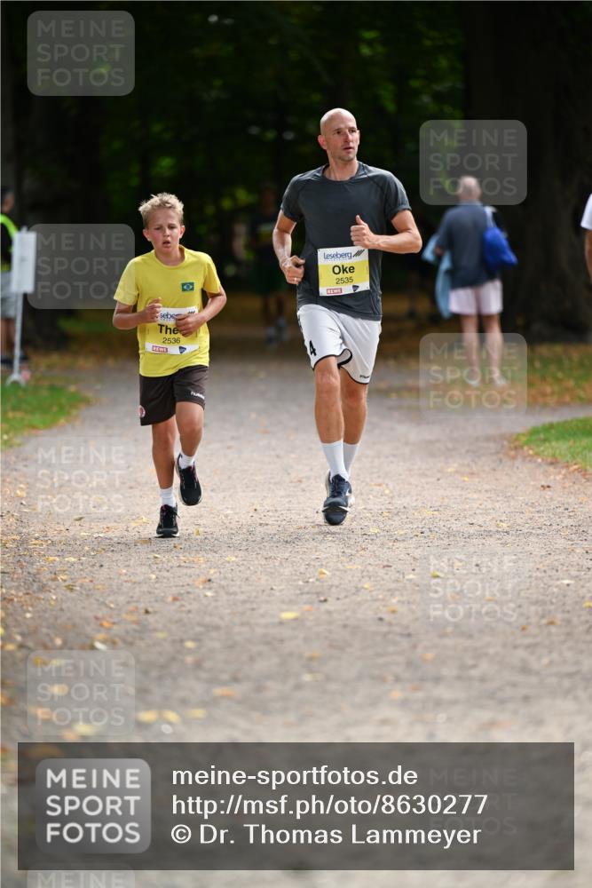 31.08.2025 - 21. Blankeneser Heldenlauf Dr. Thomas Lammeyer http://msf.ph/oto/8630277 31.08.2025 10:12:13 Laufen 2536, 2535 meine-sportfotos.de