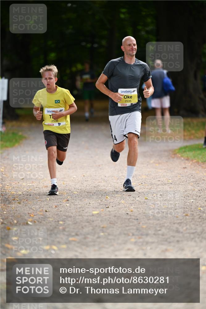 31.08.2025 - 21. Blankeneser Heldenlauf Dr. Thomas Lammeyer http://msf.ph/oto/8630281 31.08.2025 10:12:13 Laufen 2536, 2535 meine-sportfotos.de