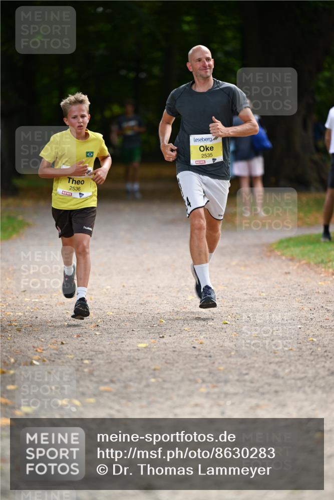 31.08.2025 - 21. Blankeneser Heldenlauf Dr. Thomas Lammeyer http://msf.ph/oto/8630283 31.08.2025 10:12:13 Laufen 2536, 2535 meine-sportfotos.de