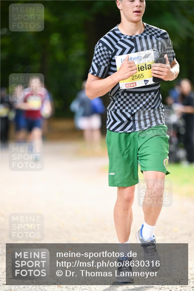 31.08.2025 - 21. Blankeneser Heldenlauf Dr. Thomas Lammeyer http://msf.ph/oto/8630316 31.08.2025 10:12:26 Laufen 2565 meine-sportfotos.de