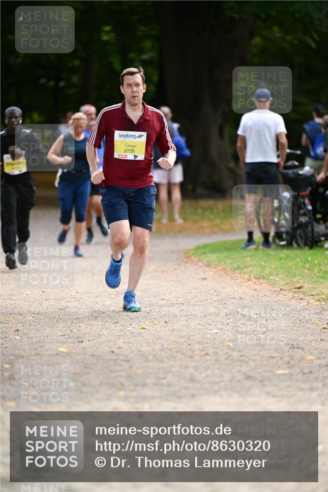 31.08.2025 - 21. Blankeneser Heldenlauf Dr. Thomas Lammeyer http://msf.ph/oto/8630320 31.08.2025 10:12:31 Laufen 2720 meine-sportfotos.de