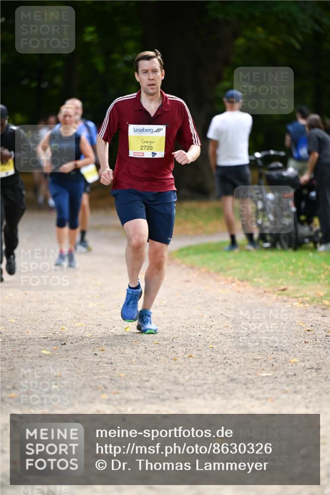 31.08.2025 - 21. Blankeneser Heldenlauf Dr. Thomas Lammeyer http://msf.ph/oto/8630326 31.08.2025 10:12:32 Laufen 2720 meine-sportfotos.de