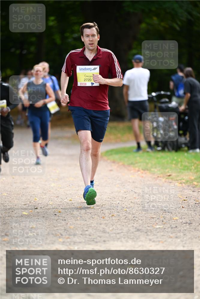 31.08.2025 - 21. Blankeneser Heldenlauf Dr. Thomas Lammeyer http://msf.ph/oto/8630327 31.08.2025 10:12:32 Laufen 2720 meine-sportfotos.de