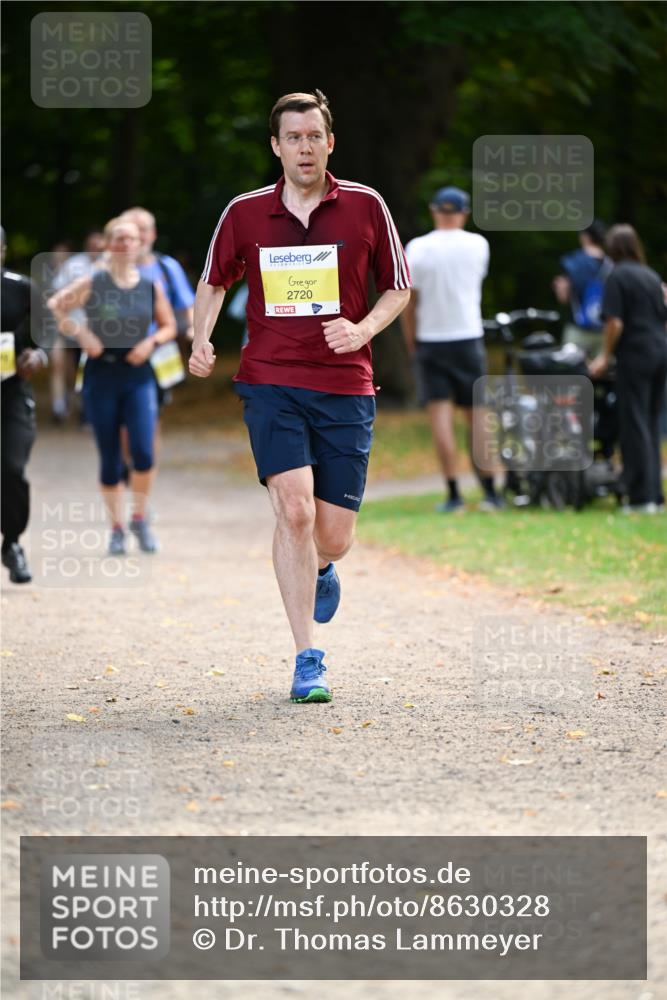 31.08.2025 - 21. Blankeneser Heldenlauf Dr. Thomas Lammeyer http://msf.ph/oto/8630328 31.08.2025 10:12:32 Laufen 2720 meine-sportfotos.de