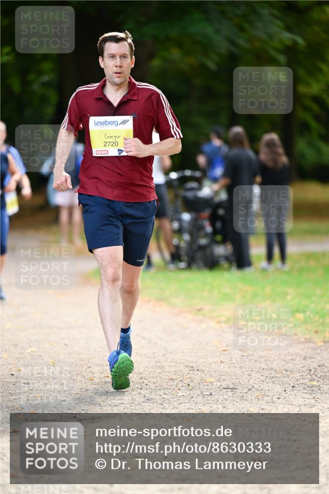 31.08.2025 - 21. Blankeneser Heldenlauf Dr. Thomas Lammeyer http://msf.ph/oto/8630333 31.08.2025 10:12:33 Laufen 2720 meine-sportfotos.de