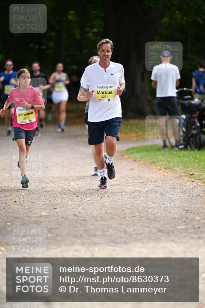 31.08.2025 - 21. Blankeneser Heldenlauf Dr. Thomas Lammeyer http://msf.ph/oto/8630373 31.08.2025 10:12:41 Laufen 2272, 2271 meine-sportfotos.de