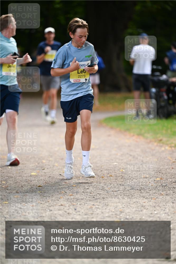 31.08.2025 - 21. Blankeneser Heldenlauf Dr. Thomas Lammeyer http://msf.ph/oto/8630425 31.08.2025 10:12:54 Laufen 220, 2273 meine-sportfotos.de