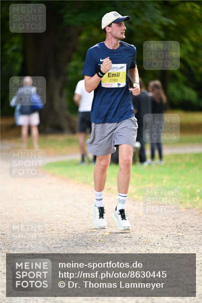 31.08.2025 - 21. Blankeneser Heldenlauf Dr. Thomas Lammeyer http://msf.ph/oto/8630445 31.08.2025 10:12:59 Laufen 2180 meine-sportfotos.de
