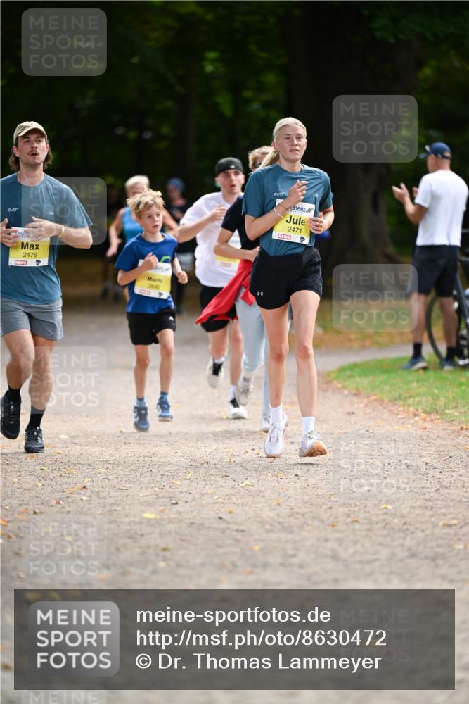 31.08.2025 - 21. Blankeneser Heldenlauf Dr. Thomas Lammeyer http://msf.ph/oto/8630472 31.08.2025 10:13:11 Laufen 2476, 2642, 2471 meine-sportfotos.de