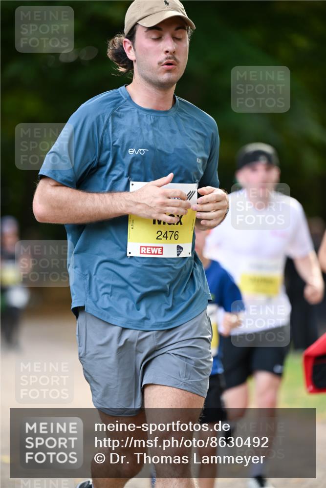 31.08.2025 - 21. Blankeneser Heldenlauf Dr. Thomas Lammeyer http://msf.ph/oto/8630492 31.08.2025 10:13:15 Laufen 6, 5, 2476 meine-sportfotos.de