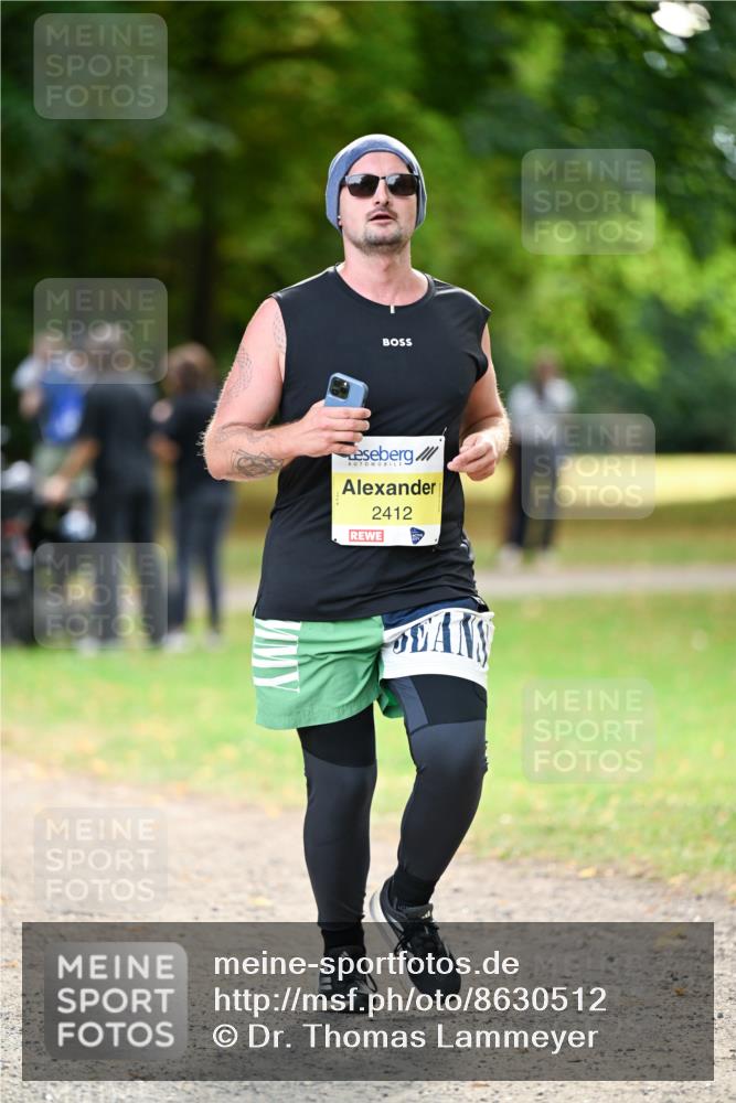 31.08.2025 - 21. Blankeneser Heldenlauf Dr. Thomas Lammeyer http://msf.ph/oto/8630512 31.08.2025 10:13:23 Laufen 2412 meine-sportfotos.de