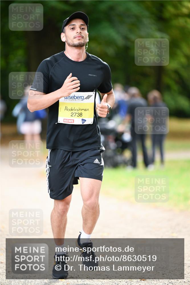 31.08.2025 - 21. Blankeneser Heldenlauf Dr. Thomas Lammeyer http://msf.ph/oto/8630519 31.08.2025 10:13:24 Laufen 2738 meine-sportfotos.de