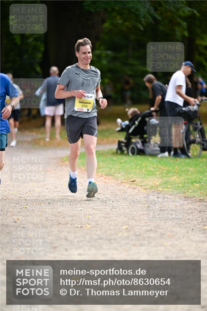 31.08.2025 - 21. Blankeneser Heldenlauf Dr. Thomas Lammeyer http://msf.ph/oto/8630654 31.08.2025 10:13:58 Laufen 2702 meine-sportfotos.de