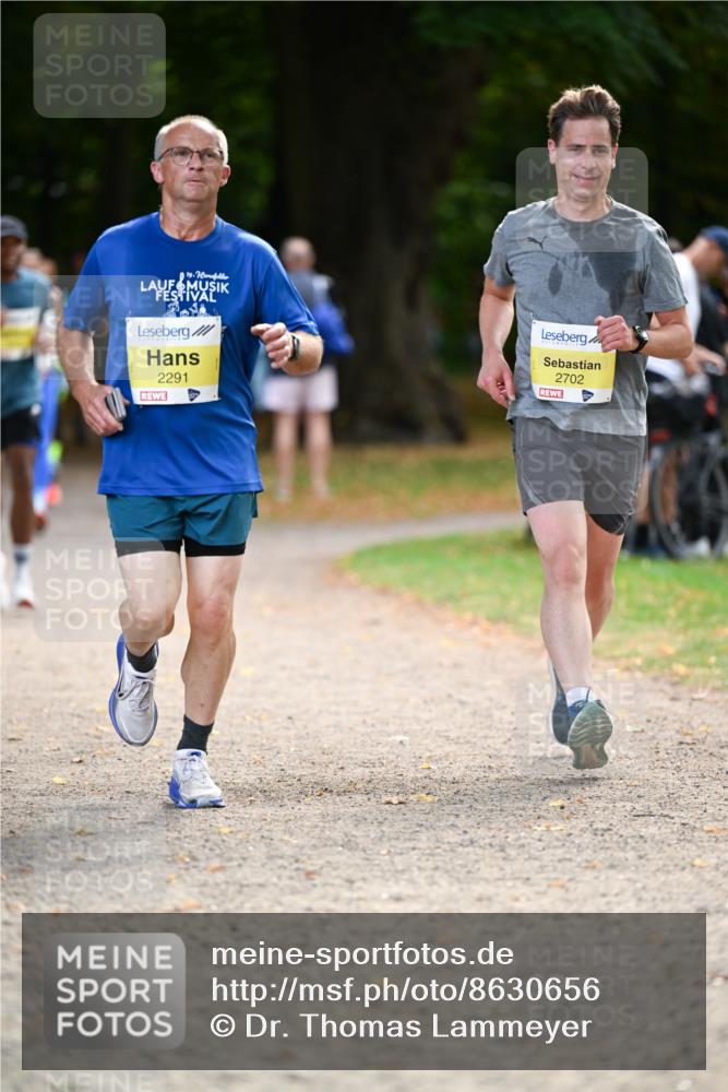 31.08.2025 - 21. Blankeneser Heldenlauf Dr. Thomas Lammeyer http://msf.ph/oto/8630656 31.08.2025 10:13:59 Laufen 19, 2291, 2702, 4 meine-sportfotos.de