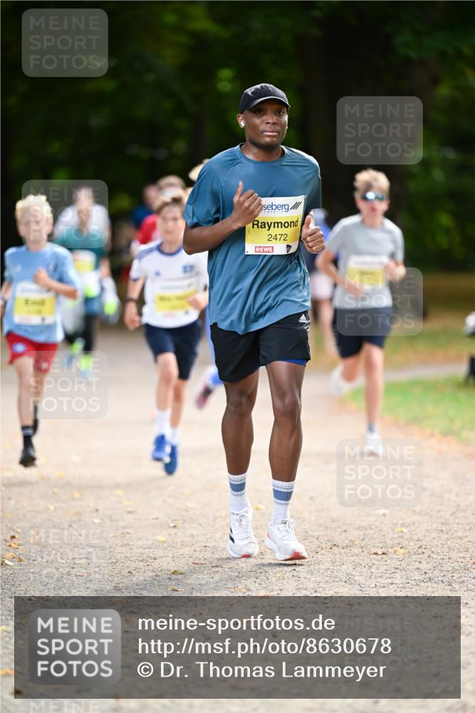 31.08.2025 - 21. Blankeneser Heldenlauf Dr. Thomas Lammeyer http://msf.ph/oto/8630678 31.08.2025 10:14:02 Laufen 2472 meine-sportfotos.de