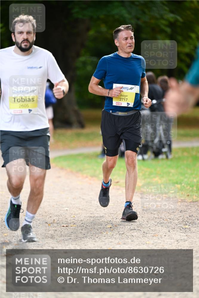 31.08.2025 - 21. Blankeneser Heldenlauf Dr. Thomas Lammeyer http://msf.ph/oto/8630726 31.08.2025 10:14:13 Laufen 2605, 2717 meine-sportfotos.de