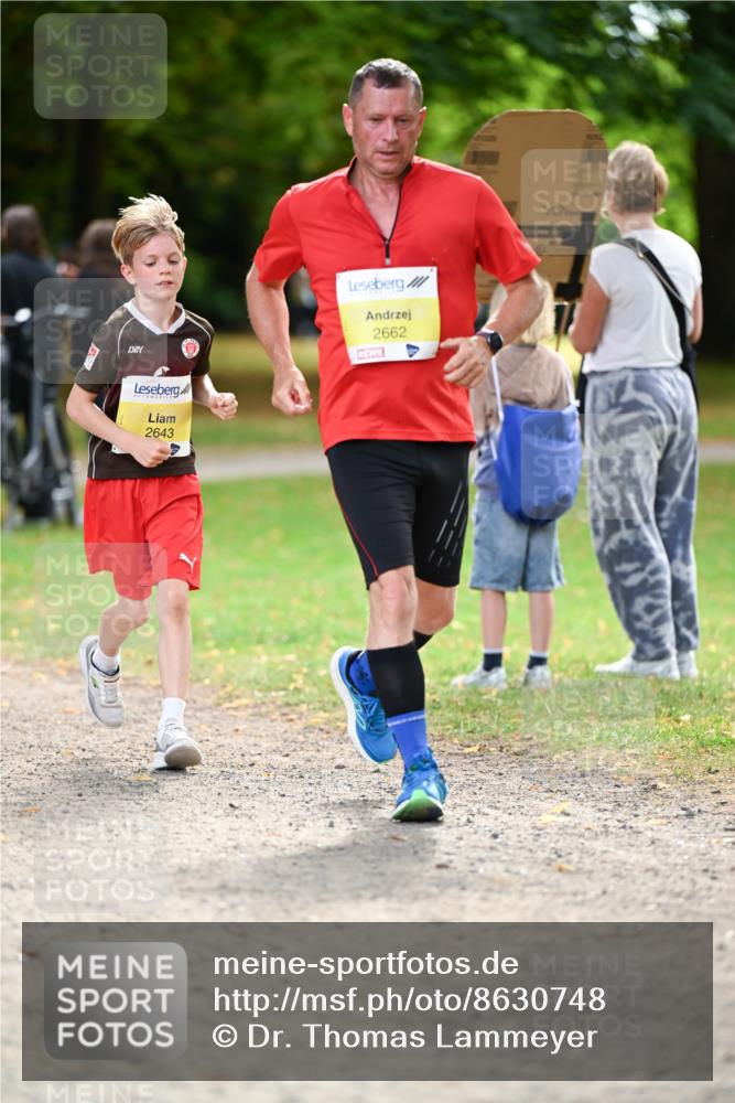 31.08.2025 - 21. Blankeneser Heldenlauf Dr. Thomas Lammeyer http://msf.ph/oto/8630748 31.08.2025 10:14:20 Laufen 2643, 2662 meine-sportfotos.de