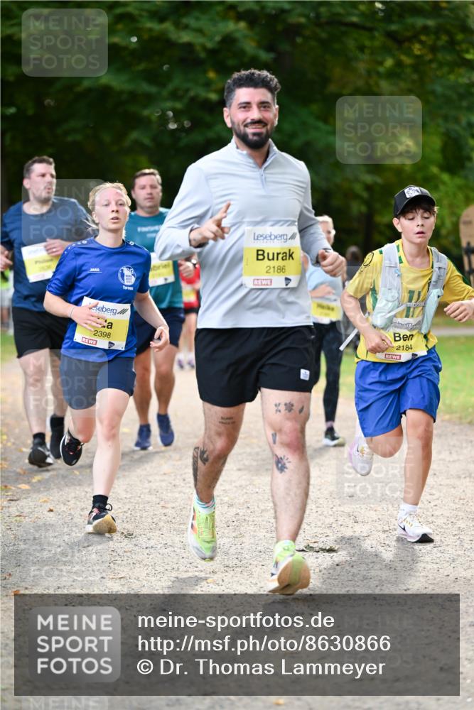 31.08.2025 - 21. Blankeneser Heldenlauf Dr. Thomas Lammeyer http://msf.ph/oto/8630866 31.08.2025 10:14:51 Laufen 2398, 2186, 2184 meine-sportfotos.de