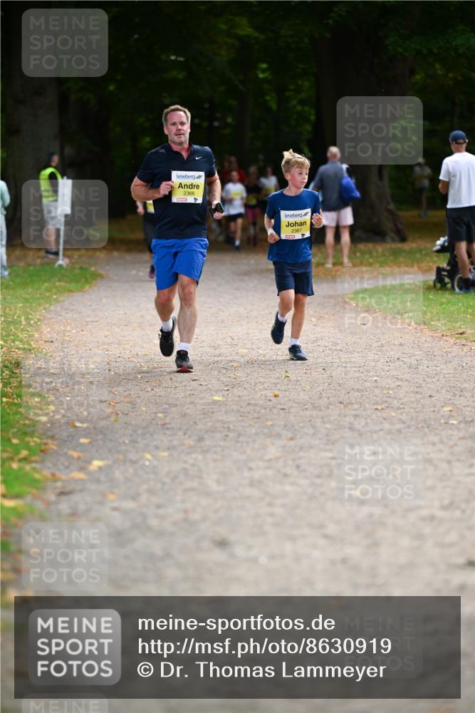 31.08.2025 - 21. Blankeneser Heldenlauf Dr. Thomas Lammeyer http://msf.ph/oto/8630919 31.08.2025 10:15:01 Laufen 2366, 2367 meine-sportfotos.de