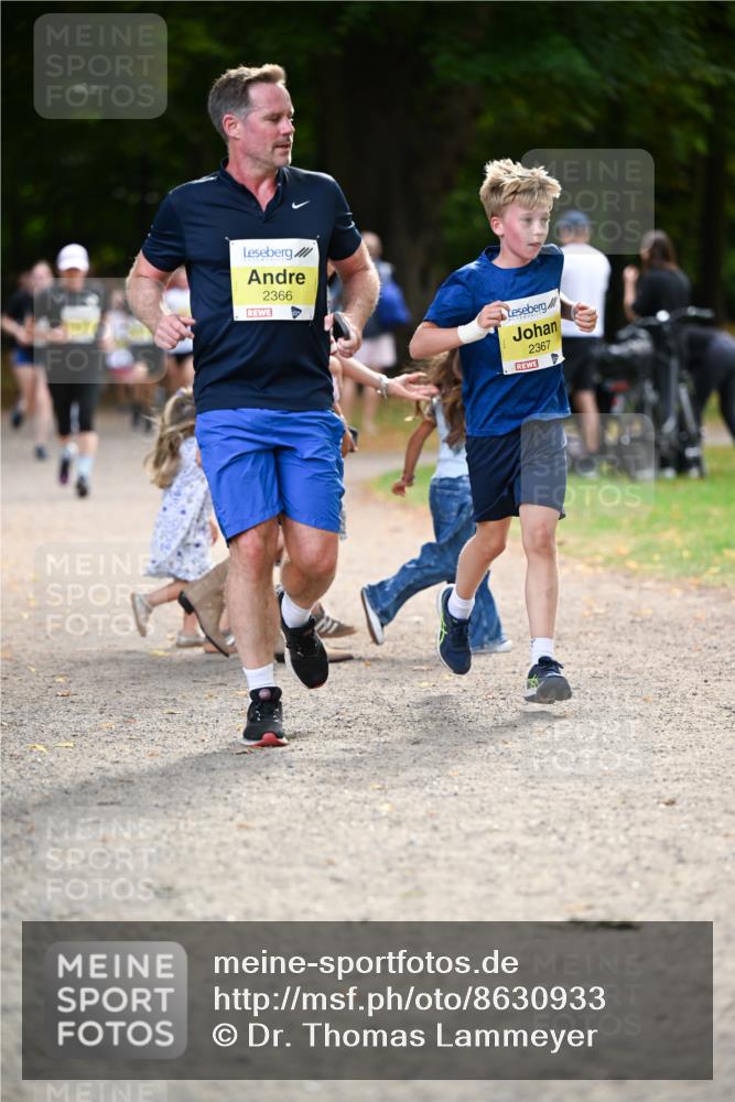 31.08.2025 - 21. Blankeneser Heldenlauf Dr. Thomas Lammeyer http://msf.ph/oto/8630933 31.08.2025 10:15:04 Laufen 2366, 2367 meine-sportfotos.de
