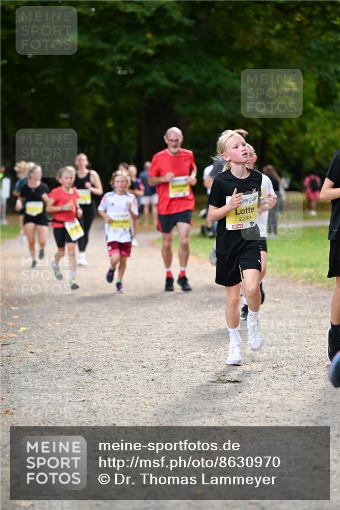 31.08.2025 - 21. Blankeneser Heldenlauf Dr. Thomas Lammeyer http://msf.ph/oto/8630970 31.08.2025 10:15:15 Laufen 2243 meine-sportfotos.de