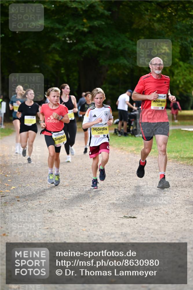 31.08.2025 - 21. Blankeneser Heldenlauf Dr. Thomas Lammeyer http://msf.ph/oto/8630980 31.08.2025 10:15:16 Laufen 2331, 2285, 2286 meine-sportfotos.de