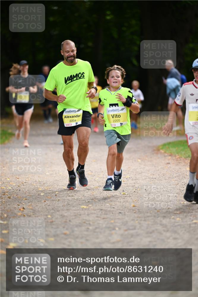31.08.2025 - 21. Blankeneser Heldenlauf Dr. Thomas Lammeyer http://msf.ph/oto/8631240 31.08.2025 10:16:28 Laufen 2204, 2205 meine-sportfotos.de