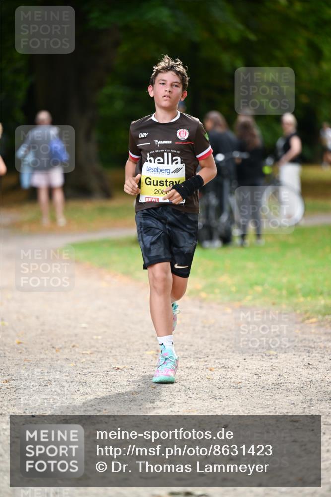 31.08.2025 - 21. Blankeneser Heldenlauf Dr. Thomas Lammeyer http://msf.ph/oto/8631423 31.08.2025 10:17:07 Laufen 208 meine-sportfotos.de
