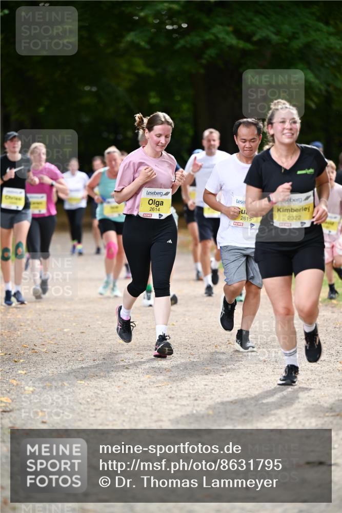 31.08.2025 - 21. Blankeneser Heldenlauf Dr. Thomas Lammeyer http://msf.ph/oto/8631795 31.08.2025 10:18:34 Laufen 2614, 2322, 2615 meine-sportfotos.de