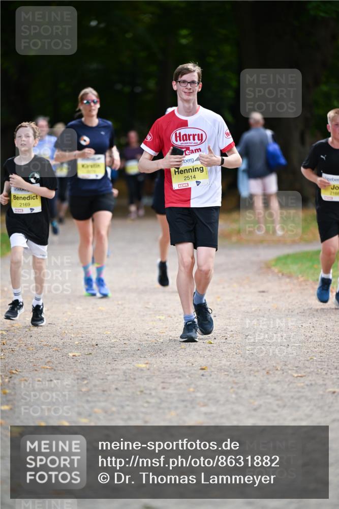 31.08.2025 - 21. Blankeneser Heldenlauf Dr. Thomas Lammeyer http://msf.ph/oto/8631882 31.08.2025 10:18:56 Laufen 2169, 1688, 2514, 216 meine-sportfotos.de