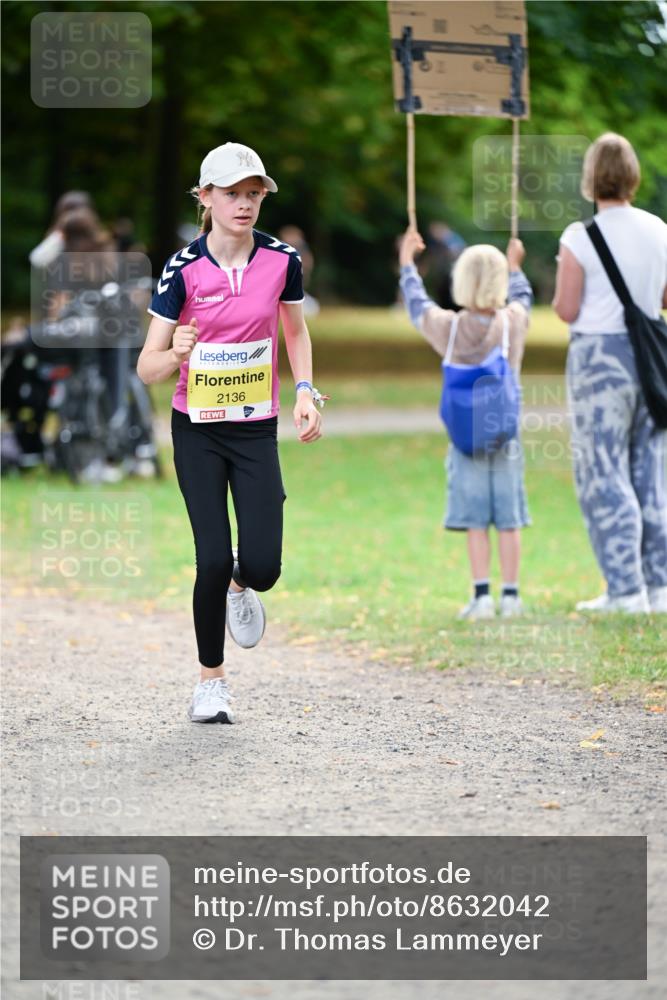 31.08.2025 - 21. Blankeneser Heldenlauf Dr. Thomas Lammeyer http://msf.ph/oto/8632042 31.08.2025 10:19:31 Laufen 2136 meine-sportfotos.de