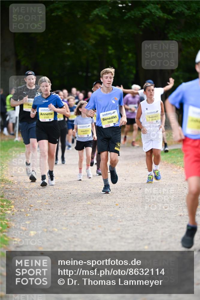 31.08.2025 - 21. Blankeneser Heldenlauf Dr. Thomas Lammeyer http://msf.ph/oto/8632114 31.08.2025 10:19:46 Laufen 2105, 2649, 2209, 2658 meine-sportfotos.de